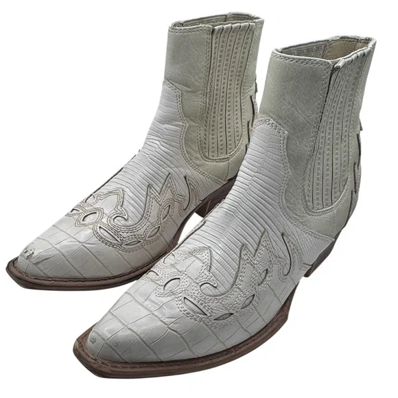 Coconuts by Matisse Otis White Vegan Western Booties - Picture 3 of 16